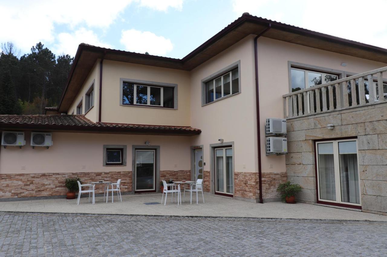 Outeiro Do Moinho Bed & Breakfast Campo do Geres Exterior photo